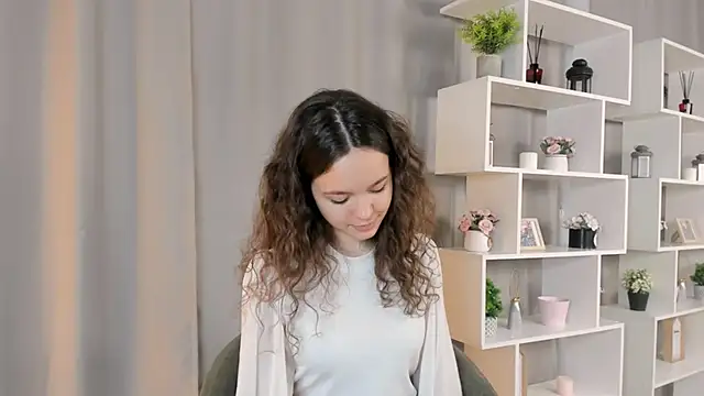 Snapshot of TifanyMeyerott chatting on 12-04-25, 10:24 TifanyMeyerott online show from 12-04-25, 10:24