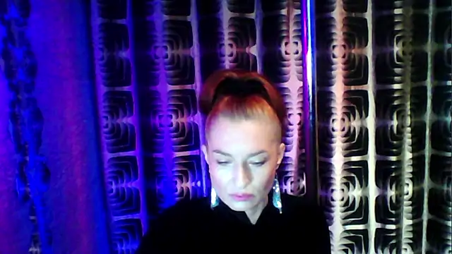 Soniakiss online show from 02-04-26, 02:34