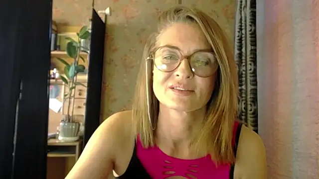 Soniakiss online show from 03-17-26, 03:04