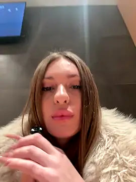 MilenaLuxury online show from 12-04-25, 03:32