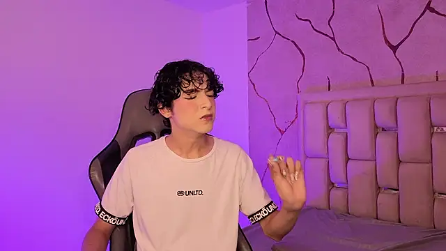 SthepanodiMonaco online show from 02-26-26, 08:30