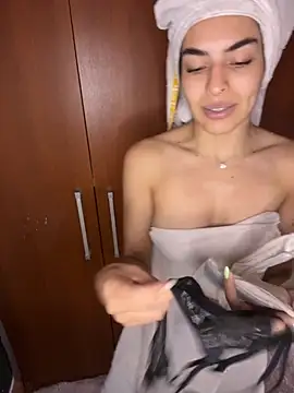 CammyyDomm online show from 12-05-25, 07:10