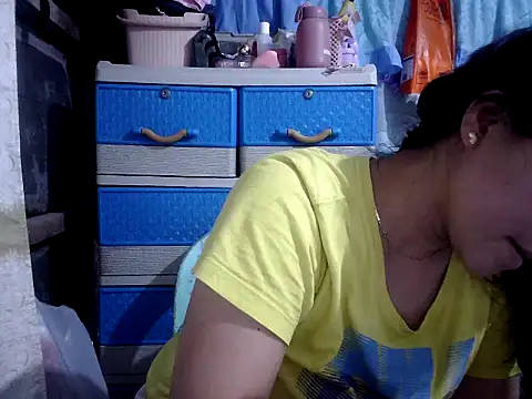 Snapshot of xxdreamgirl69 chatting on 02-11-26, 01:32 xxdreamgirl69 online show from 02-11-26, 01:32