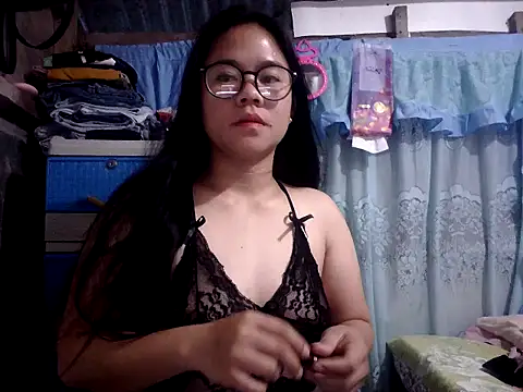 Snapshot of xxdreamgirl69 chatting on 04-21-26, 09:39 xxdreamgirl69 online show from 04-21-26, 09:39