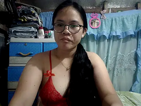Snapshot of xxdreamgirl69 chatting on 05-31-26, 10:44 xxdreamgirl69 online show from 05-31-26, 10:44