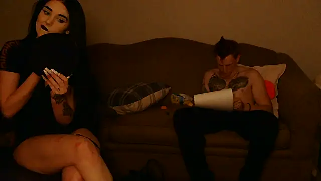 Snapshot of Wesleypiper chatting on 02-12-26, 08:20 Wesleypiper online show from 02-12-26, 08:20