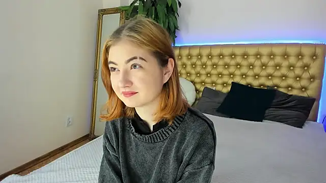 Snapshot of KristineGloww chatting on 12-01-25, 07:46 KristineGloww online show from 12-01-25, 07:46