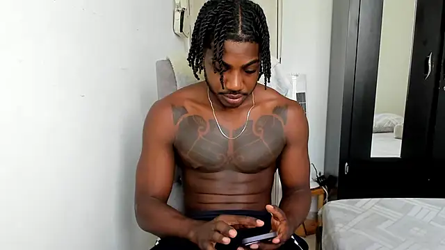 Snapshot of Darktemp_ chatting on 05-18-26, 01:06 Darktemp online show from 05-18-26, 01:06