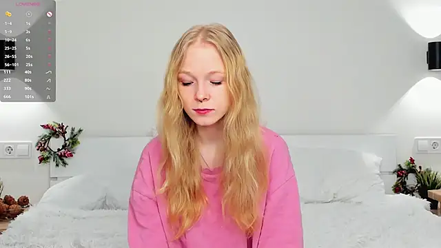 GhisllaineWestler online show from 01-15-26, 04:06