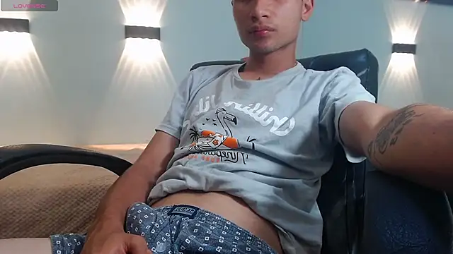 LucassSmith11 online show from 11-29-25, 03:48