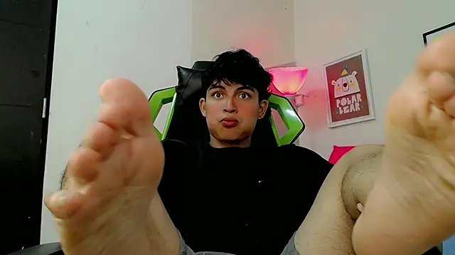 Green XoX online show from 12-01-25, 08:58