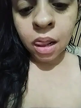 Snapshot of hirla chatting on 05-31-26, 07:15 hirla online show from 05-31-26, 07:15