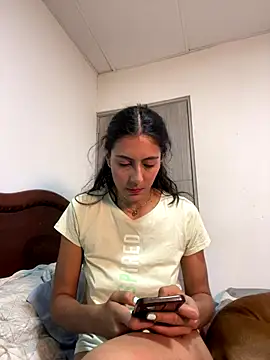 laia williamss online show from 12-23-25, 02:42