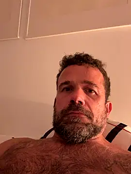 Snapshot of Daddymad chatting on 11-28-25, 11:18 Daddymad online show from 11-28-25, 11:18