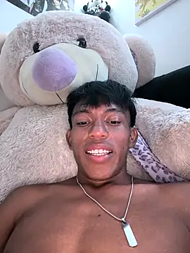 santinaughty online show from 04-19-26, 12:00