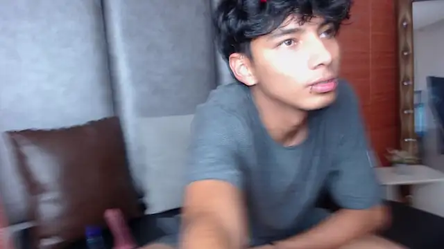 Snapshot of TAYLERWOLF chatting on 12-02-25, 05:13 TAYLERWOLF online show from 12-02-25, 05:13