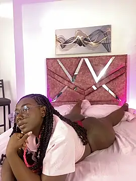 ZahhyGrey online show from 02-15-26, 07:32