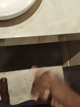 Snapshot of Deepak___1818 chatting on 02-16-26, 01:02 Deepak 1818 online show from 02-16-26, 01:02