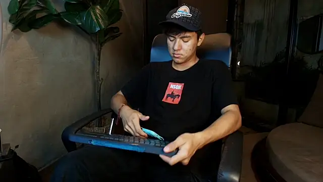 isaac grimm online show from 03-01-26, 03:19