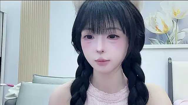 Snapshot of xiaoyu-8888 chatting on 02-08-26, 12:41 xiaoyu-8888 online show from 02-08-26, 12:41