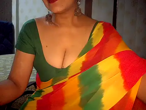 Snapshot of Hotronita123 chatting on 07-20-26, 05:37 Hotronita123 online show from 07-20-26, 05:37