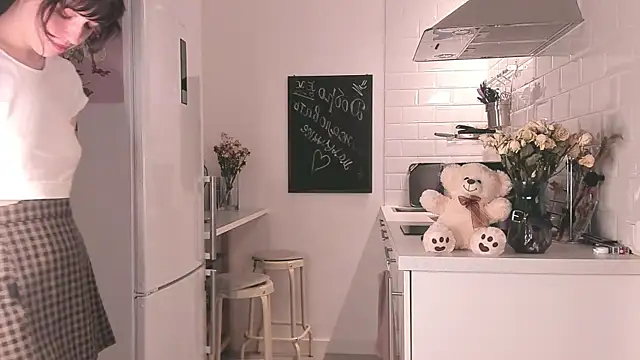 MePretty online show from 12-11-24, 09:01