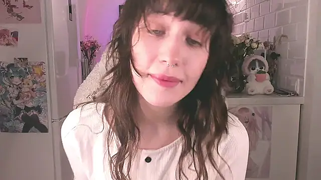 MePretty online show from 01-24-25, 05:32