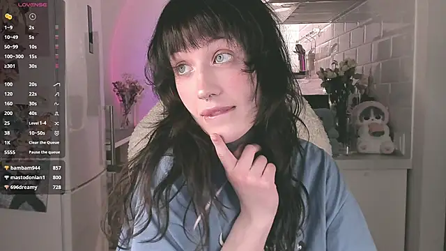 MePretty online show from 03-21-25, 11:56