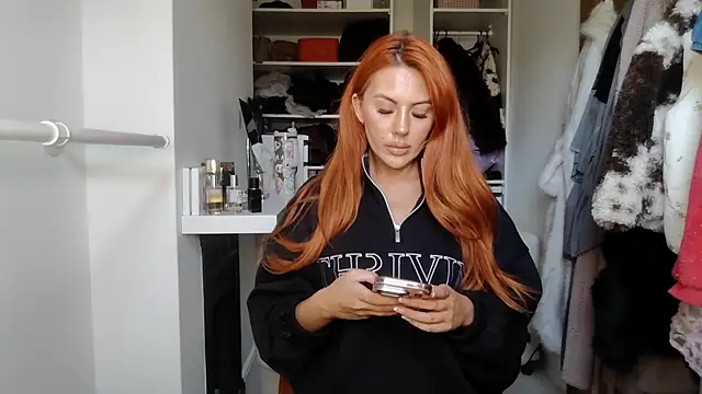 Emberreignedit online show from 02-25-26, 03:43