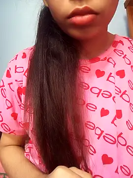 Snapshot of Nila-islam chatting on 11-30-25, 07:45 Nila-islam online show from 11-30-25, 07:45