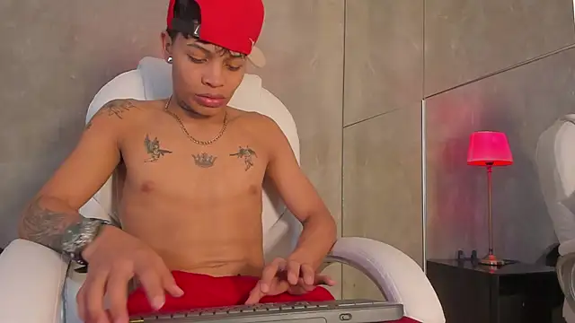 Renzo Dogan online show from 12-01-25, 03:00