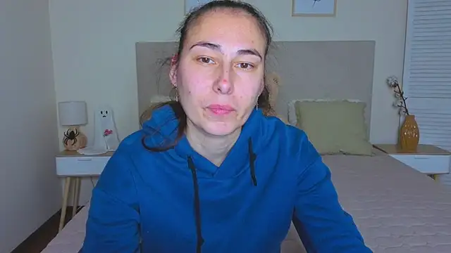 Olivia milf  online show from 11-29-25, 07:17