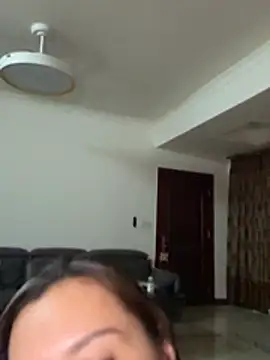 Snapshot of A-ZJunn chatting on 06-25-26, 01:26 A-ZJunn online show from 06-25-26, 01:26