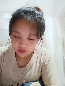 Snapshot of Pretty-haert chatting on 06-11-26, 02:26 Pretty-haert online show from 06-11-26, 02:26