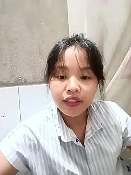 Snapshot of Pretty-haert chatting on 06-29-26, 03:45 Pretty-haert online show from 06-29-26, 03:45
