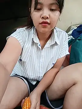 Snapshot of Pretty-haert chatting on 07-06-26, 03:03 Pretty-haert online show from 07-06-26, 03:03