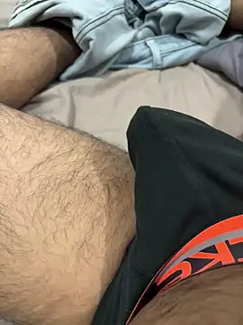 BlahNextDoor online show from 12-05-25, 06:26