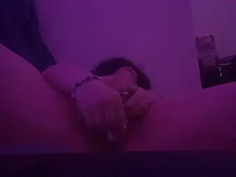 Snapshot of shaskittles_ chatting on 01-08-26, 07:54 shaskittles online show from 01-08-26, 07:54