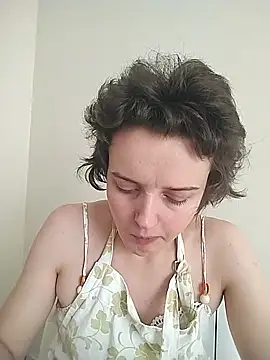 Snapshot of Amy01112 chatting on 06-03-26, 04:34 Amy01112 online show from 06-03-26, 04:34