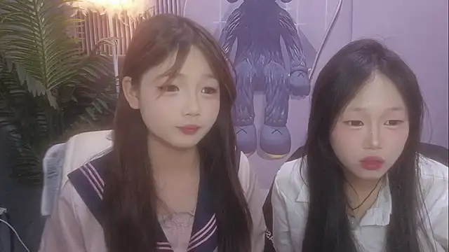 Snapshot of AA-HH-AA chatting on 12-01-25, 02:00 AA-HH-AA online show from 12-01-25, 02:00