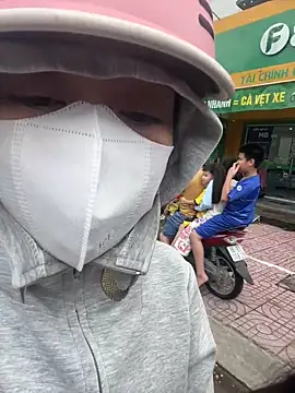 Mio Nips online show from 12-04-25, 04:22