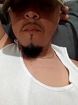 Snapshot of Lalin2323 chatting on 02-24-26, 12:41 Lalin2323 online show from 02-24-26, 12:41