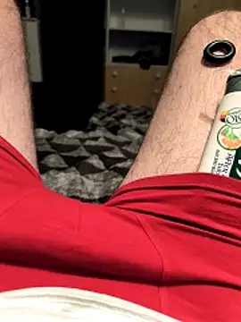 hornymilk87 online show from 12-01-25, 06:57