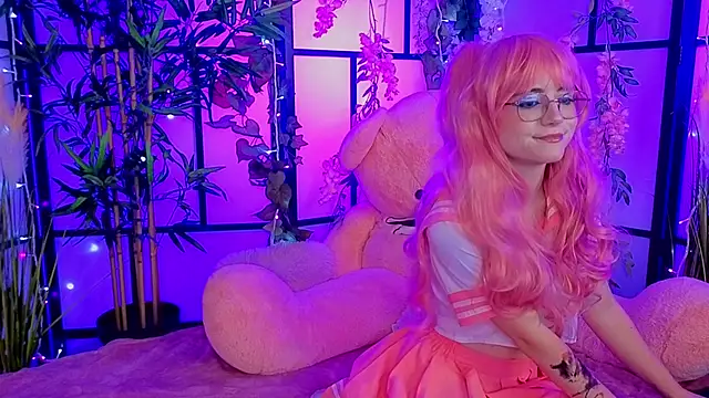 ReynaRey online show from 12-02-25, 08:15