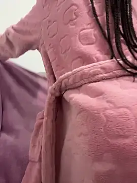 Snapshot of BellaRosex_x chatting on 02-04-26, 07:20 BellaRosex x online show from 02-04-26, 07:20