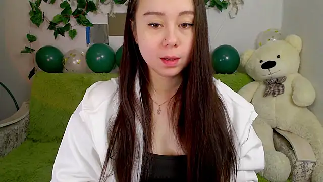 AlinaEleven online show from 12-13-25, 11:43