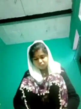 Big hot44 online show from 12-21-25, 01:24