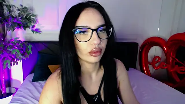 RavenFoxxy online show from 03-04-26, 07:03