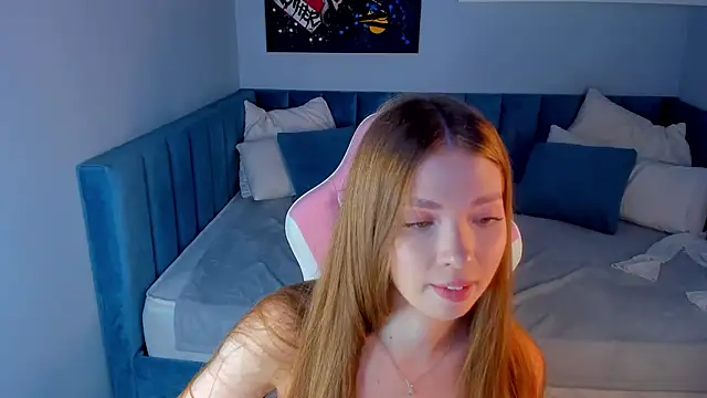 Snapshot of Tessa_Sunn chatting on 07-02-26, 03:23 Tessa Sunn online show from 07-02-26, 03:23