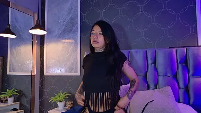 HannyJones online show from 12-01-25, 01:38